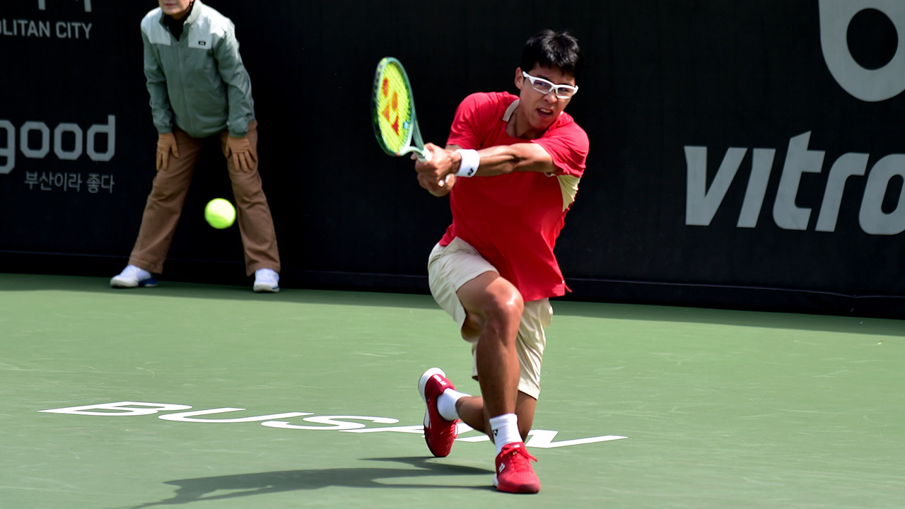 '부활 조짐' 테니스 정현, 광주오픈 챌린저대회 단식 16강 진출