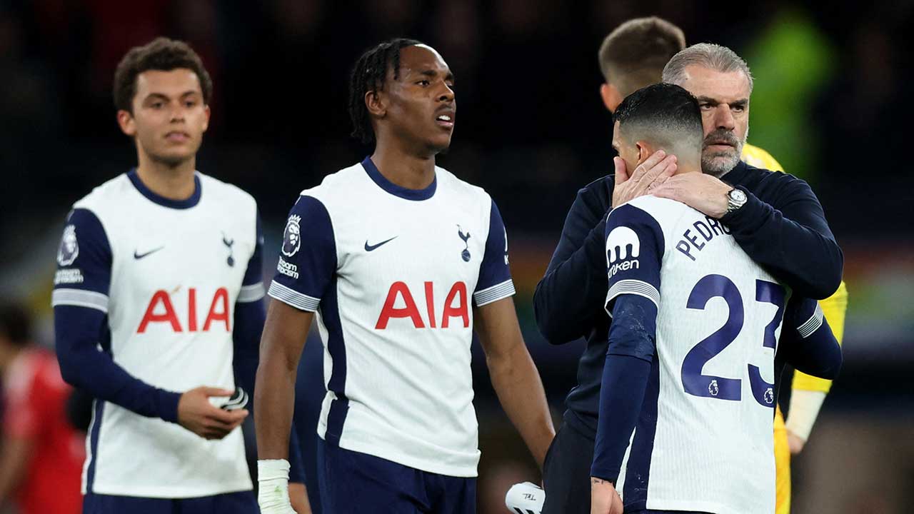 '손흥민 결장' 토트넘, 노팅엄에 1-2 패··리그 16위