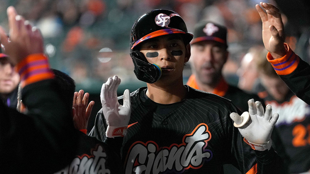 '3경기 연속 안타' 이정후‥'체크스윙 오심'에 삼진 3개 기록