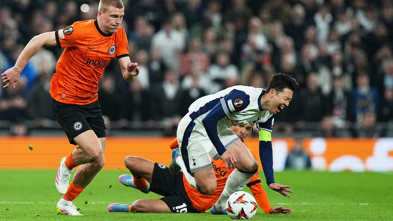 '발 부상' 손흥민, 유로파 준결승 2차전도 결장‥"팀 훈련 참가 안 해"