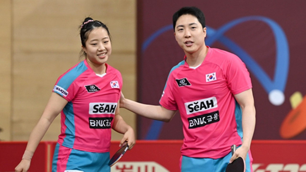 임종훈-신유빈, 세계선수권서 대만 조 꺾고 혼복 동메달 확보 