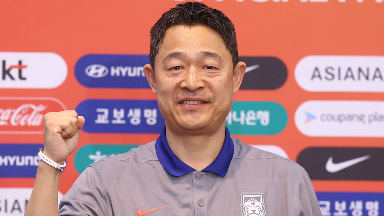 이민성 U-22 축구대표팀 감독 "내년 아시안게임 금메달 목표"