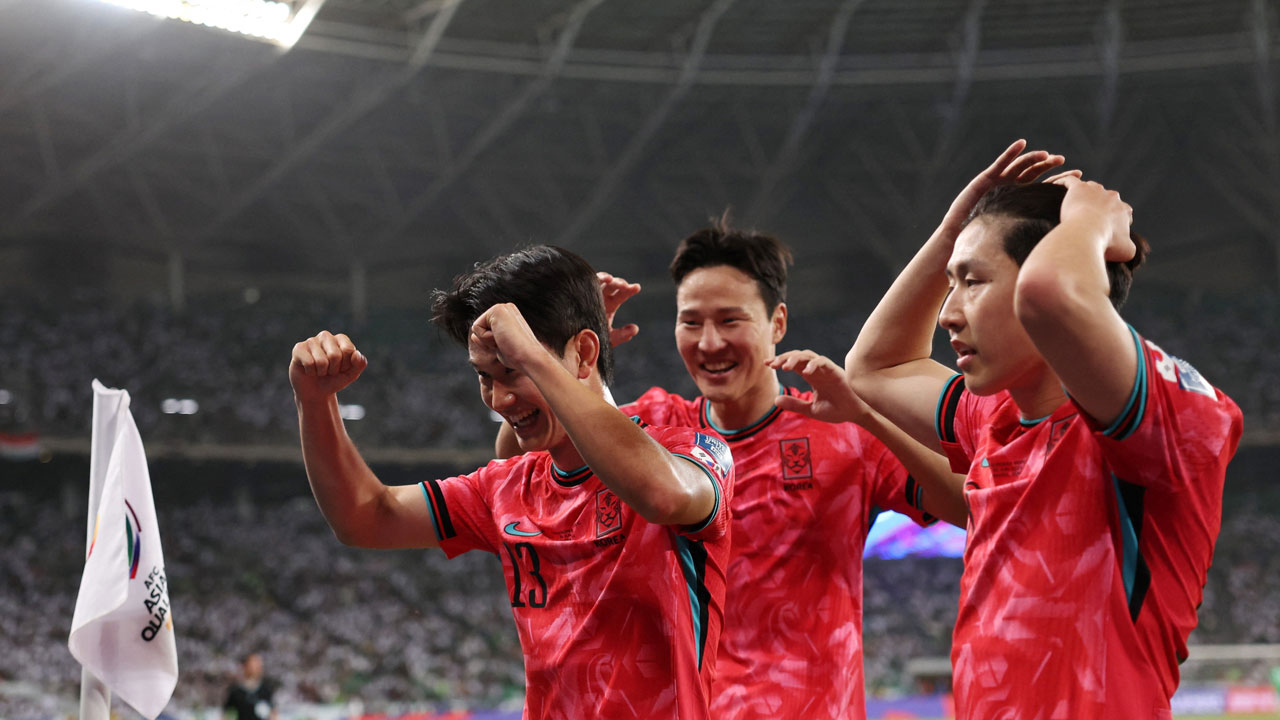 축구대표팀, 이라크에 2-0 완승‥월드컵 11회 연속 본선 진출