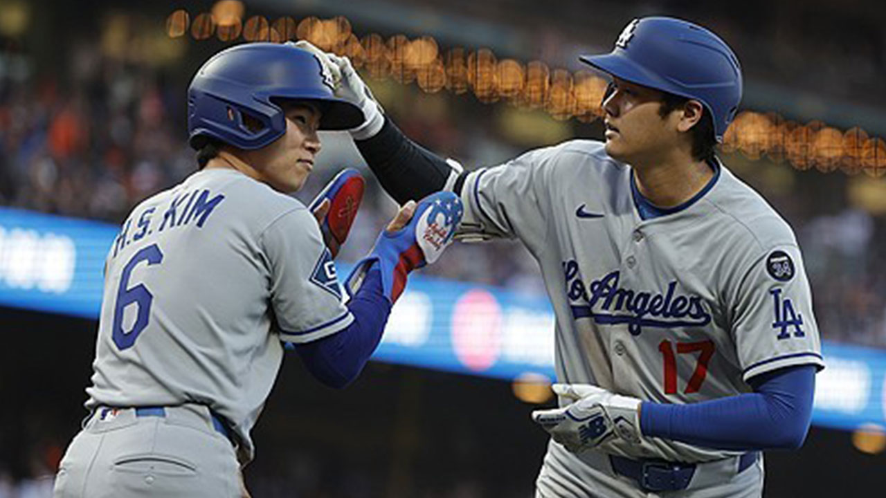 다저스 김혜성, 쐐기 적시타로 7연패 탈출 주역‥이정후는 무안타