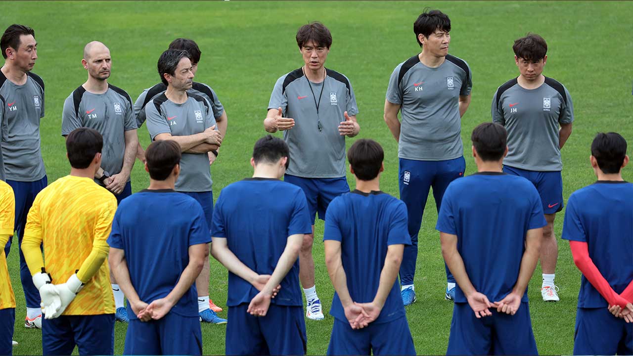 홍명보호, 코칭스태프 개편‥포르투갈 코치진 영입 