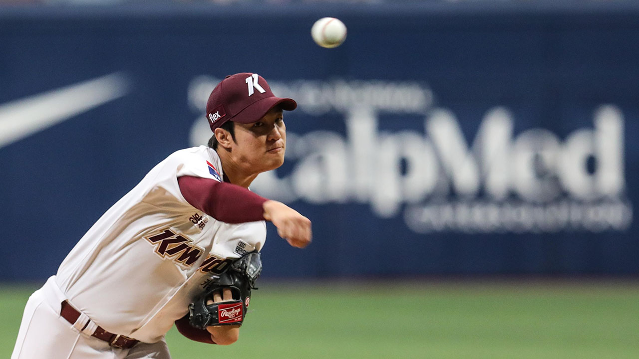 프로야구 키움 안우진, 2군 훈련 중 어깨 부상‥복귀 불투명