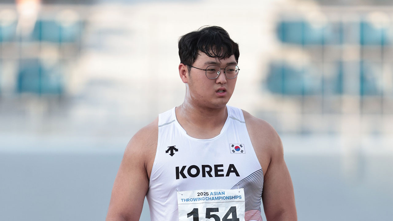 '고등학생 토르' 박시훈, 투포환 한국 기록으로 한중일주니어대회 우승