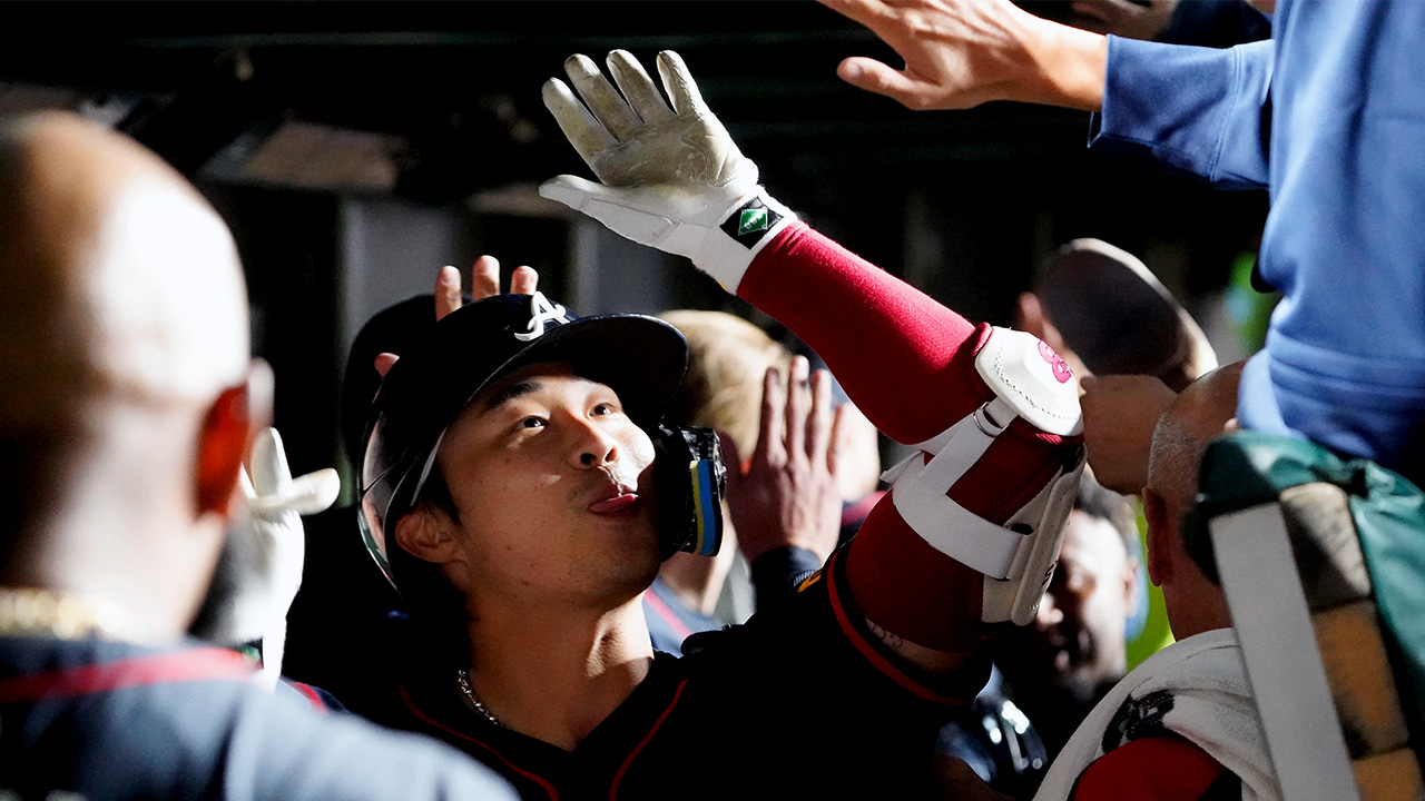 메이저리그 김하성, 애틀랜타 이적 후 첫 홈런포로 역전승 견인