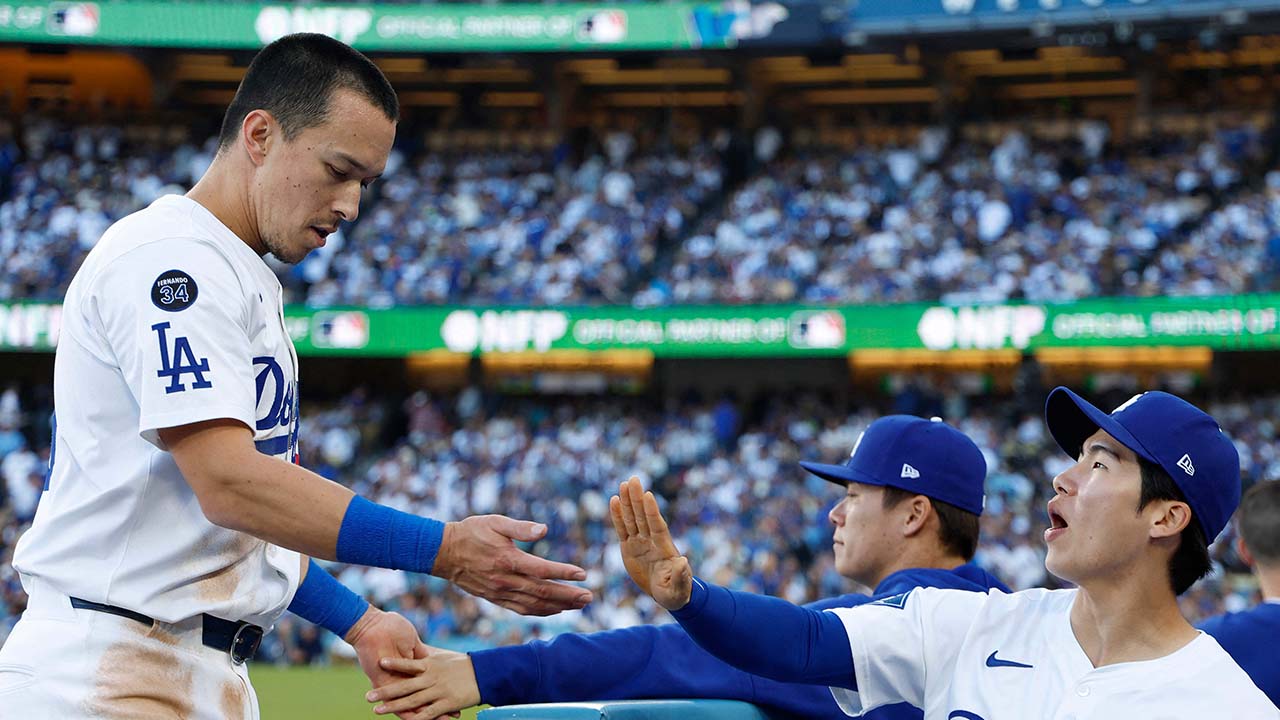 [MLB] LA다저스, 밀워키에 3연승‥월드 시리즈까지 1승