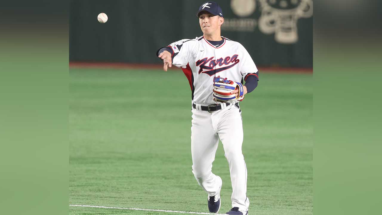 LA다저스 에드먼 다음 주 발목 수술‥WBC 대표팀 합류 적신호