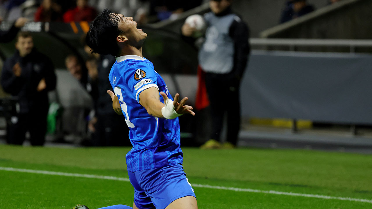 유로파리그 오현규 9호골 보도 이미지