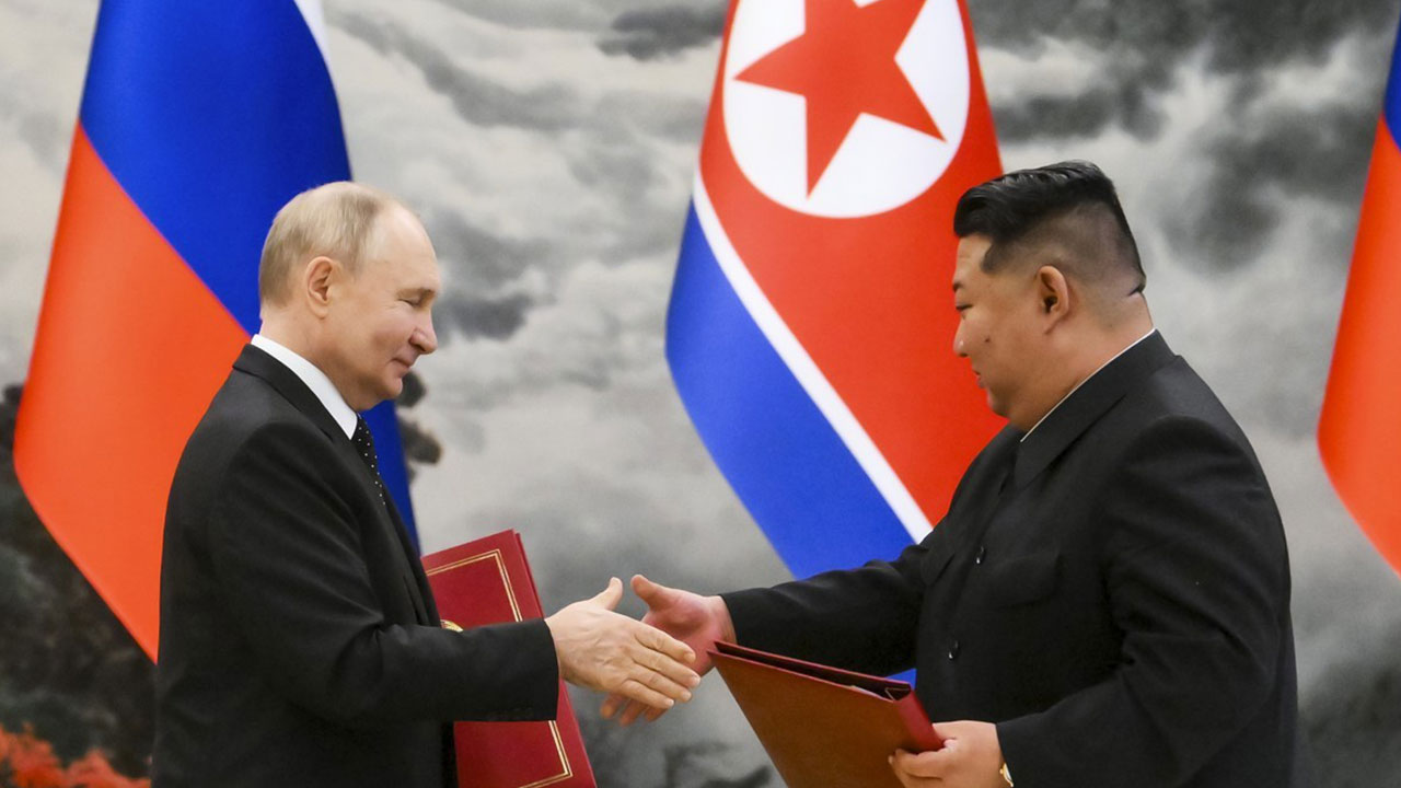 "북, 러에 국방기술 대표단 파견‥항공기 조립·레이더 기술 습득"