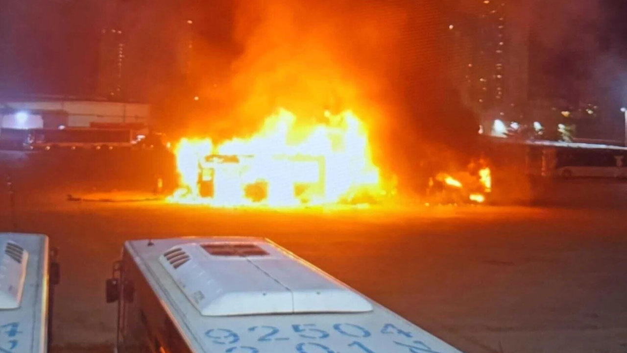 이스라엘 텔아비브 외곽서 버스 3대 폭발‥테러 추정