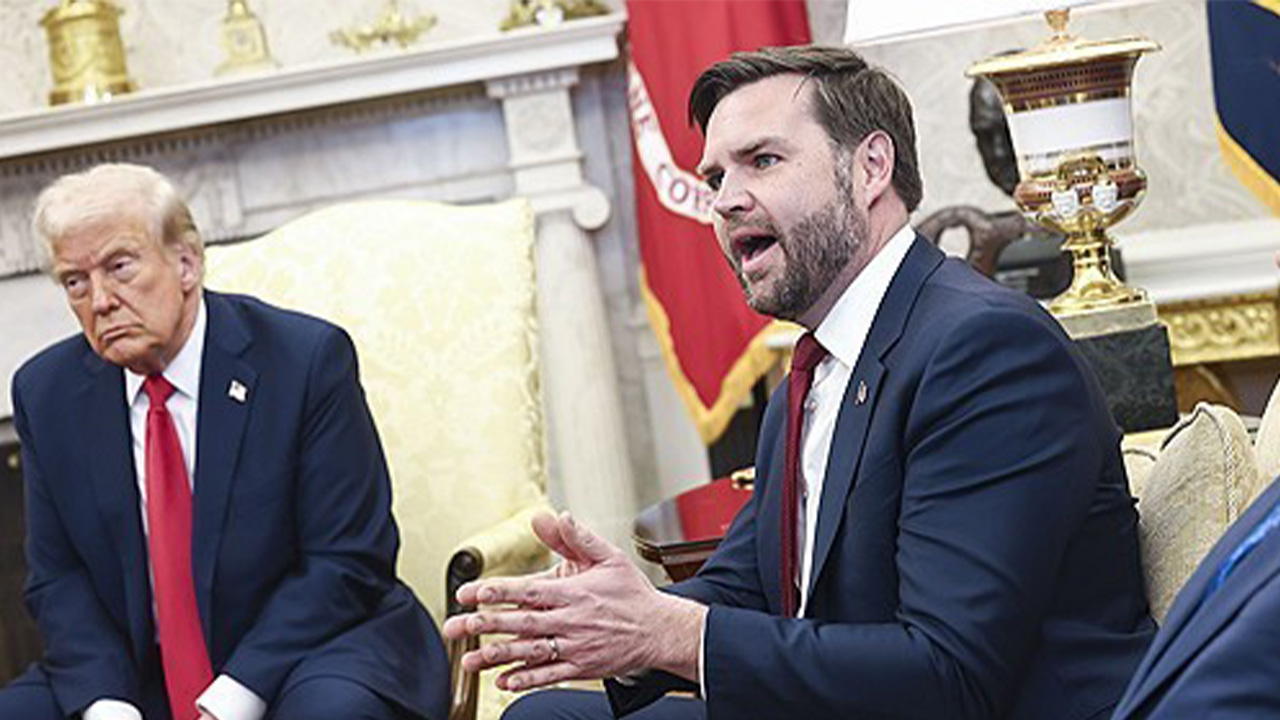 밴스 부통령 "젤렌스키, 결국 러시아와 평화협상하게 될 것"