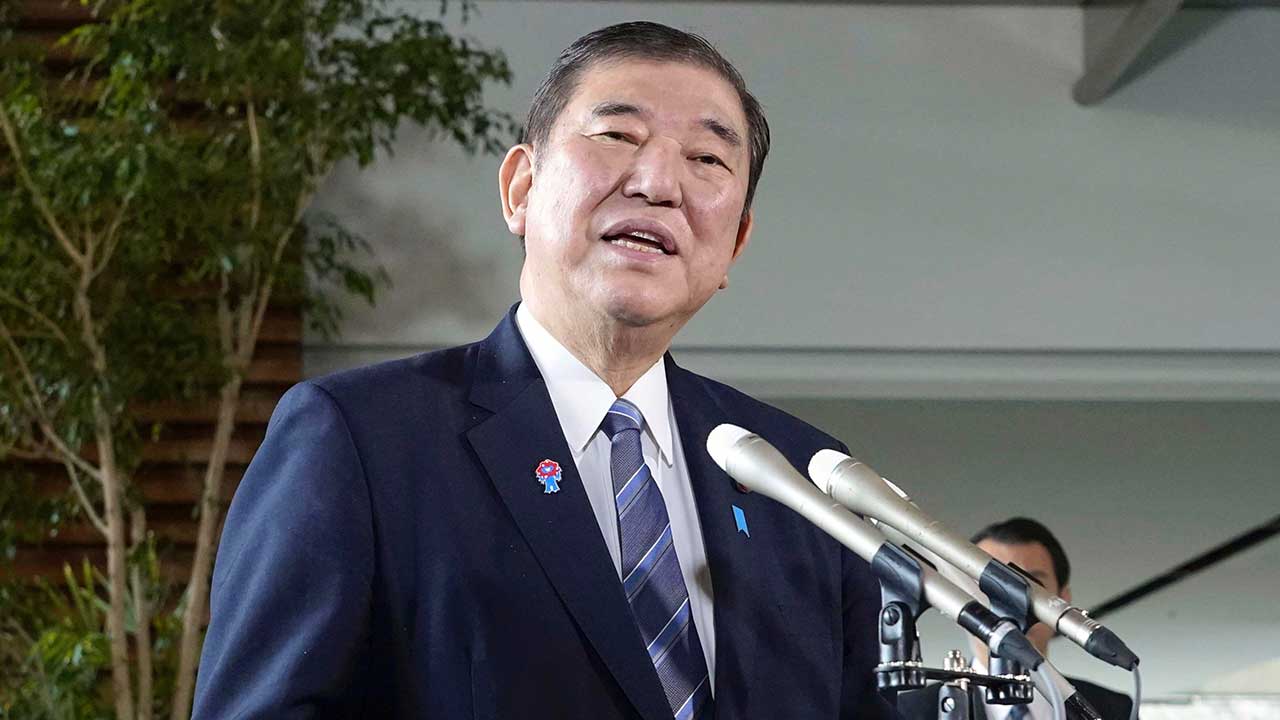[World Now] 100만 원 상품권 돌렸다 퇴진 위기‥일본 흔드는 '이시바 스캔들'