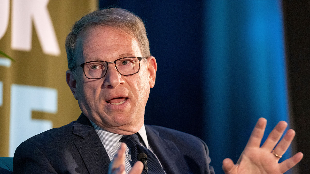 미 군기밀 유출 특종기자 "트럼프 거짓말에 다 폭로하기로 결심"