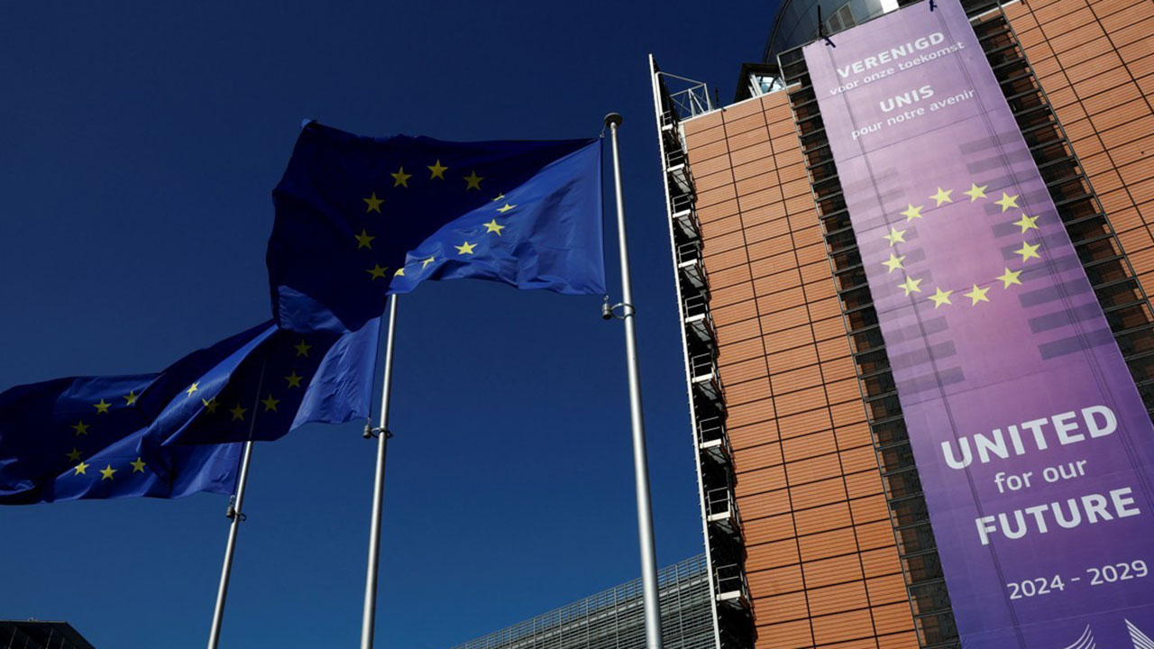 "EU, 대미 관세협상 직전 애플·메타 제재 발표 연기"