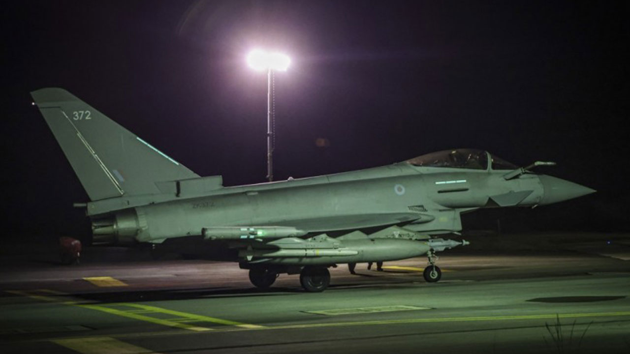 영국, 나토 영공에 접근한 러시아 항공기 전투기로 차단