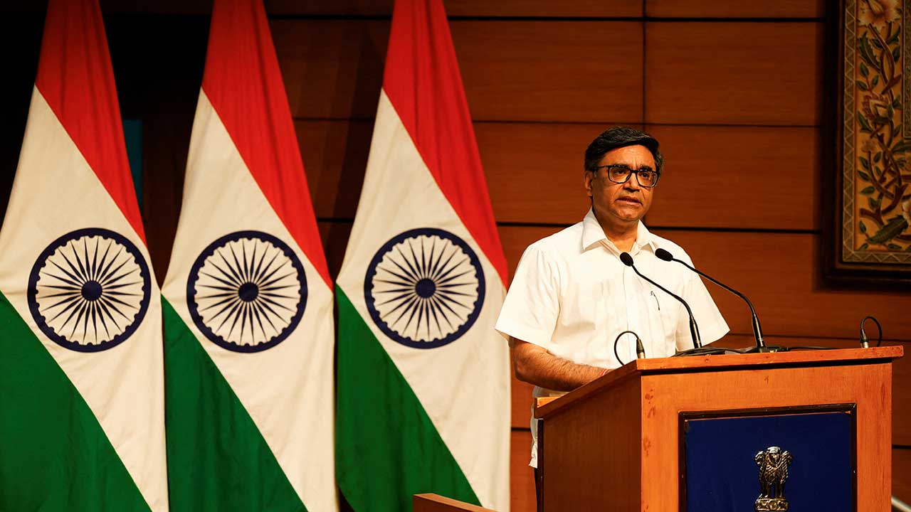 인도군 "민간인 피해서 공격"‥파키스탄군 "민간인 26명 사망"