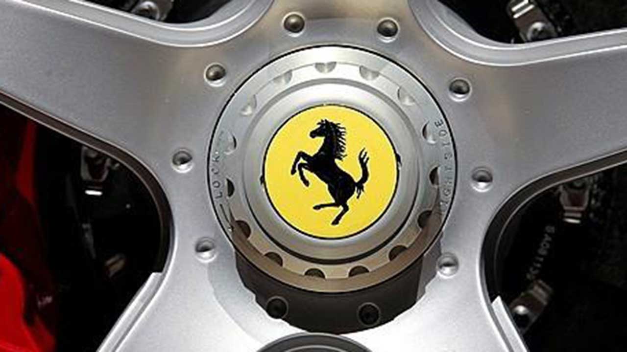 슈퍼카는 관세 무풍?‥페라리 "주문 취소 없어"