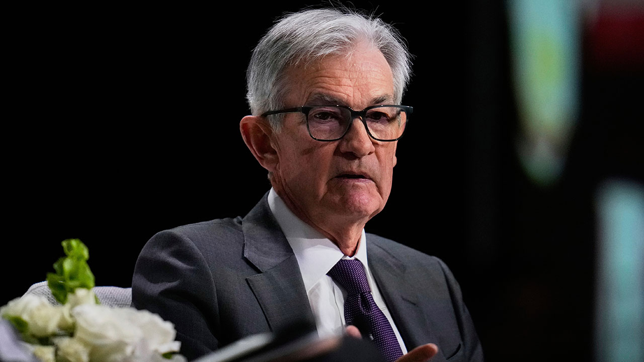 美연준, 트럼프 인하 압박에도 기준금리 4.25∼4.50%로 또 동결