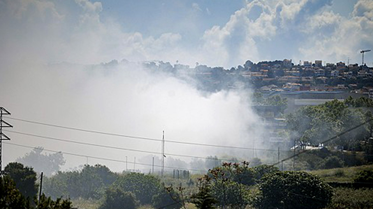 스페인 화재로 염소가스 연기 확산‥16만 명에 한때 외출 금지령