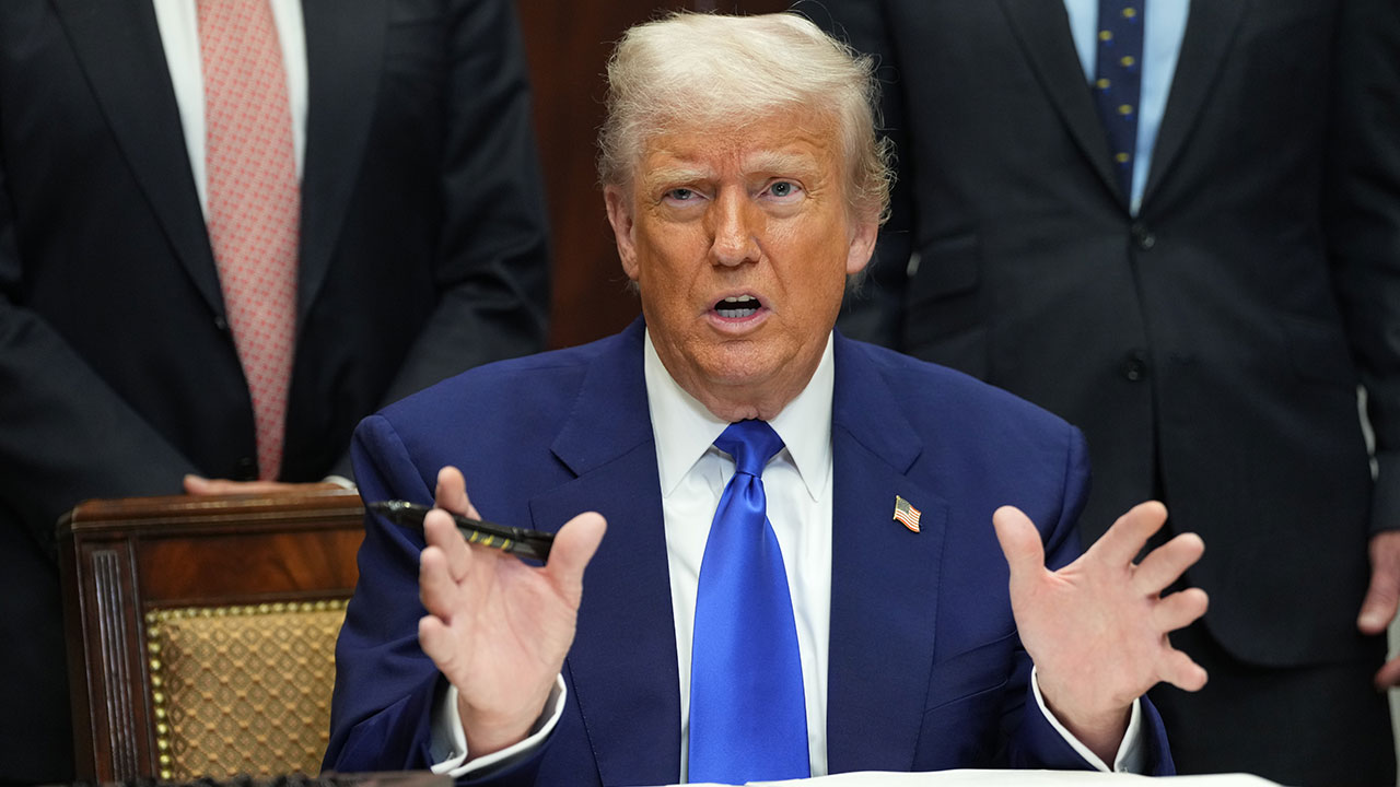 미국, 중국발 소액소포 관세 120%→54%로 인하