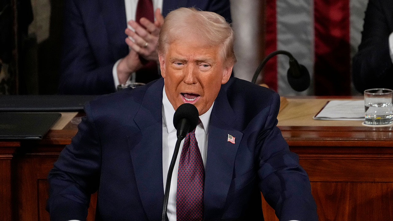 트럼프 "인도, 미국산 상품에 '무관세' 제안"