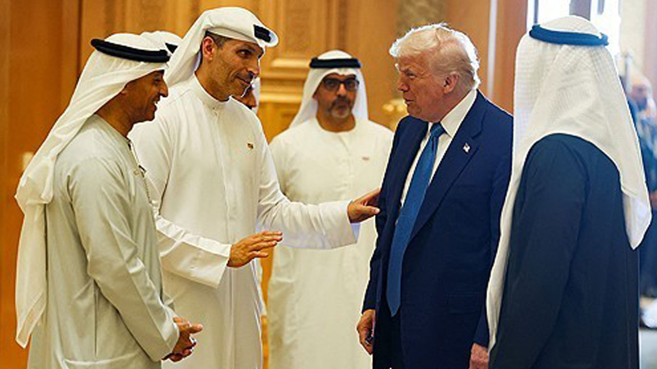 트럼프, 2-3주 내 서한으로 관세율 통보 방침.."공정할 것"