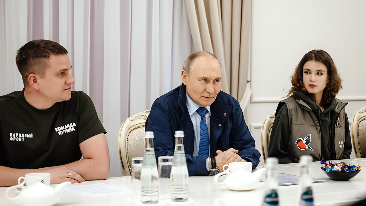 푸틴 헬기 쿠르스크 방문 때 우크라 드론 공격‥"동선 노출 가능성"