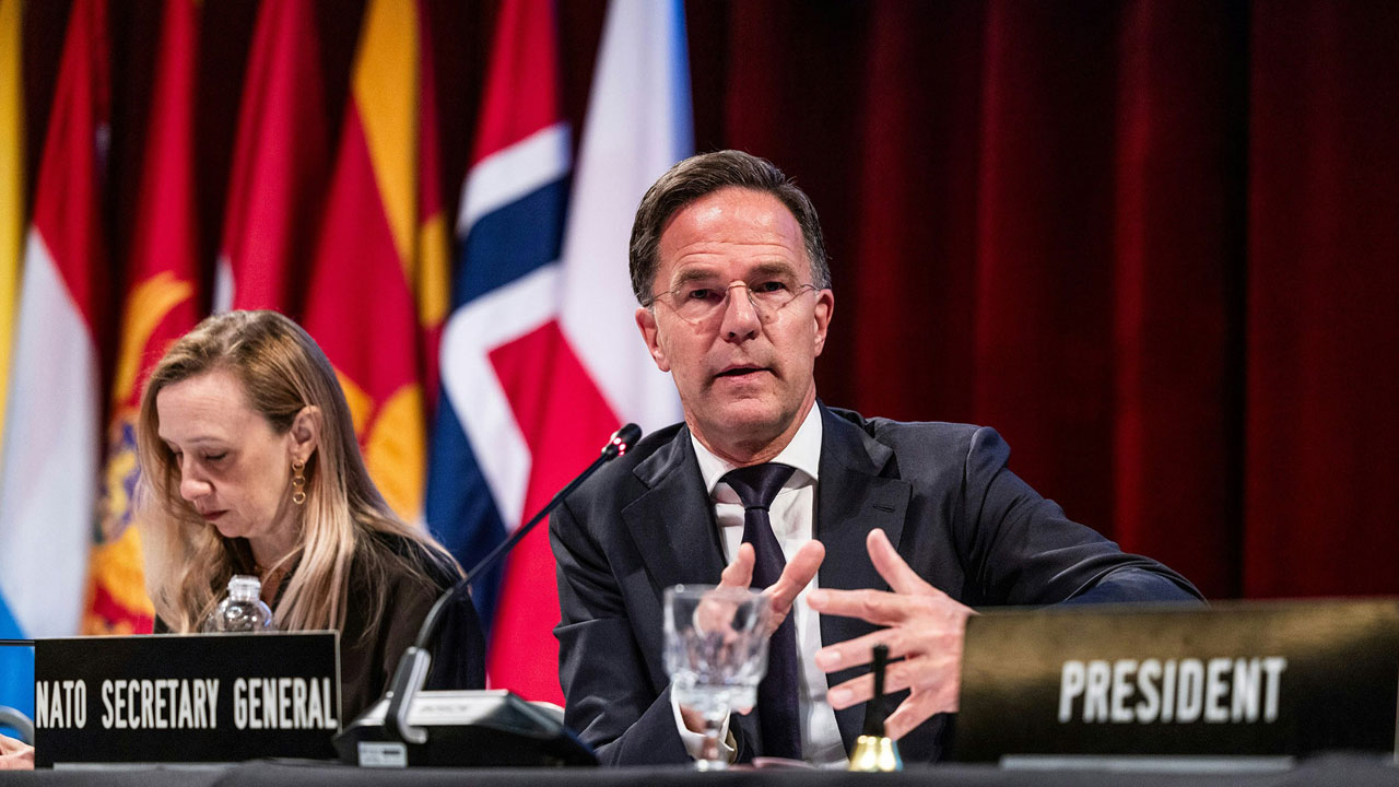 나토 수장 "내달 정상회의 국방비 GDP 5％ 합의 예상"