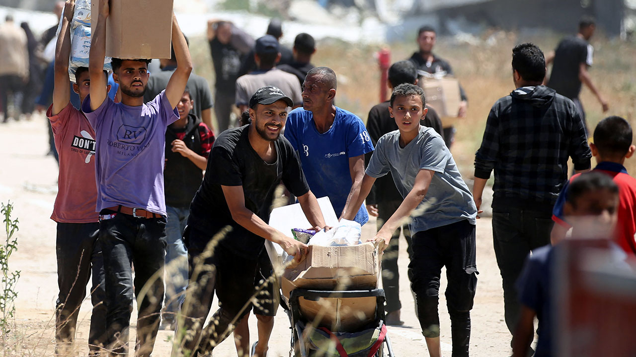 가자 보건부 "구호품 기다리던 27명 이스라엘군 발포에 사망"