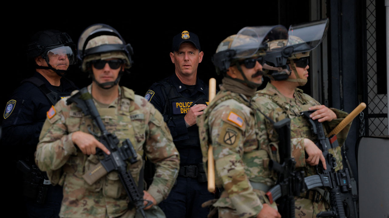 트럼프 명령에 주방위군 LA 배치‥긴장고조