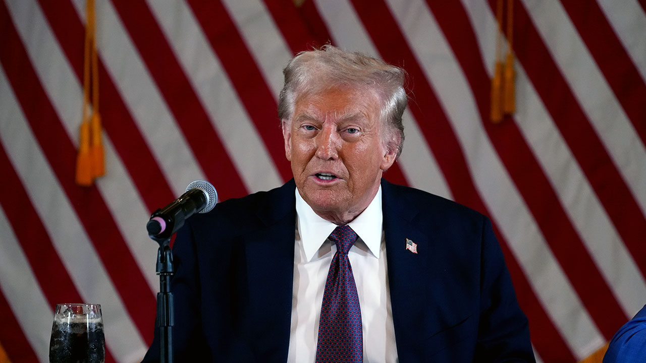 트럼프, 작년 8천2백억 원 수입 신고‥재집권 후 첫 재산공개