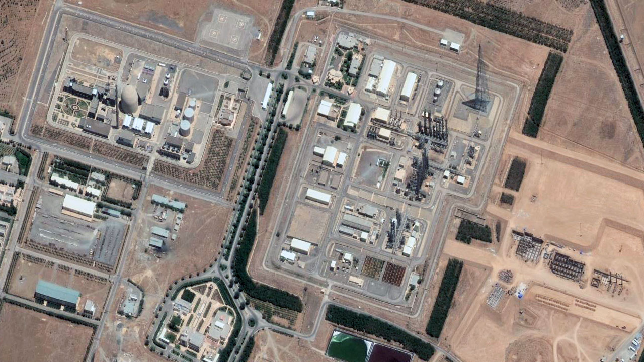 이란 국영TV "이스라엘, 이란 아라크 핵시설 공격"