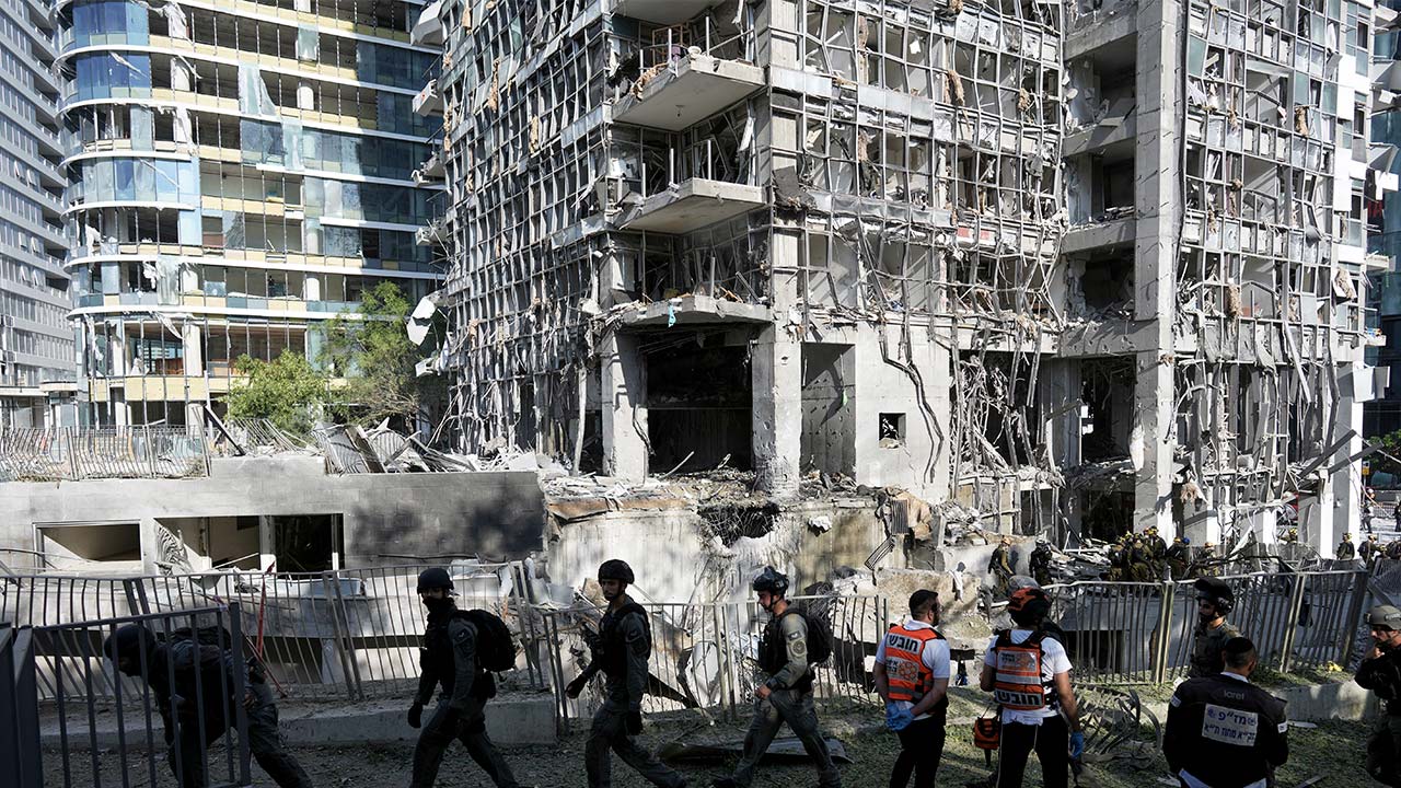 미 최후통첩 속 충돌 격화‥이스라엘은 '핵시설'·이란은 '병원' 공습