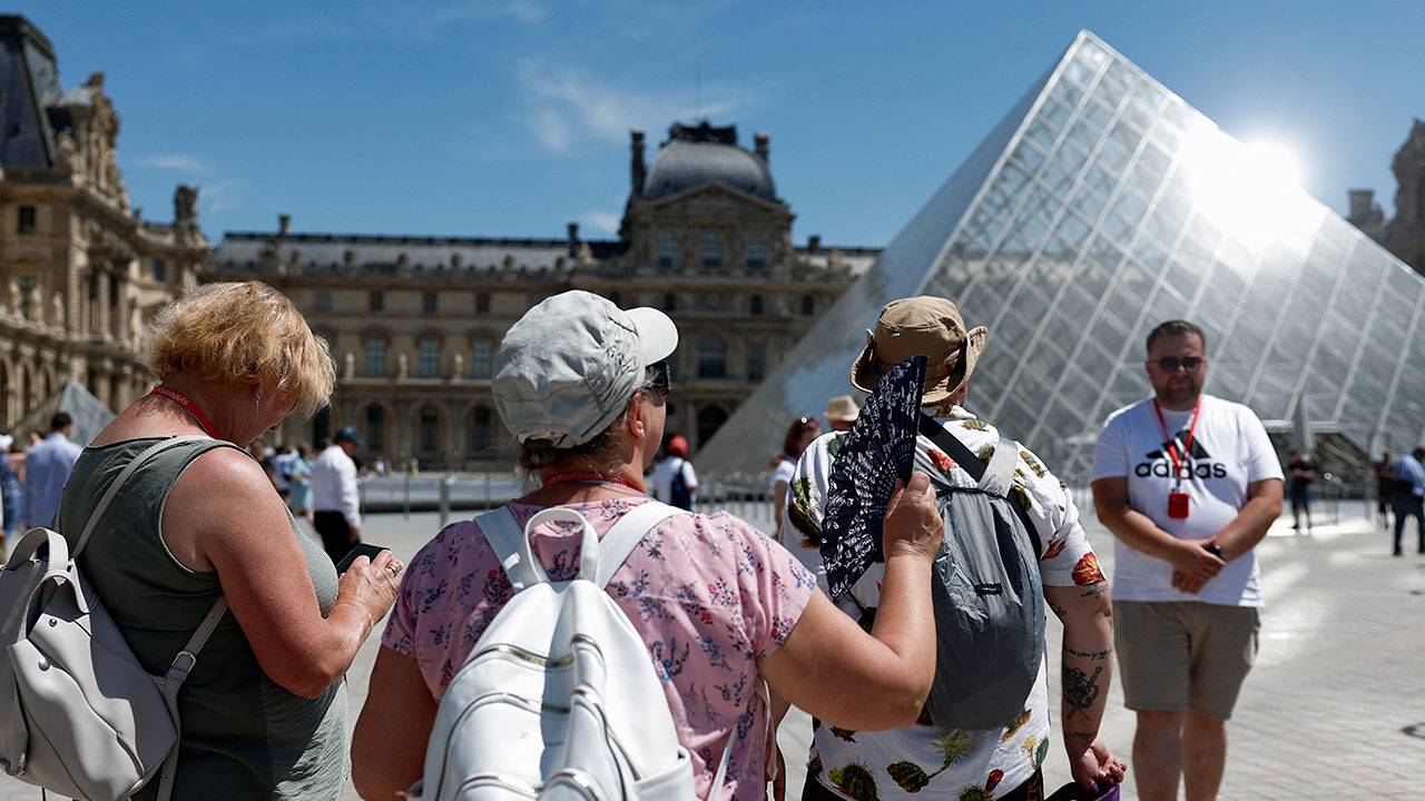 유럽 남부와 북미, 러시아 때 이른 폭염에 피해 속출