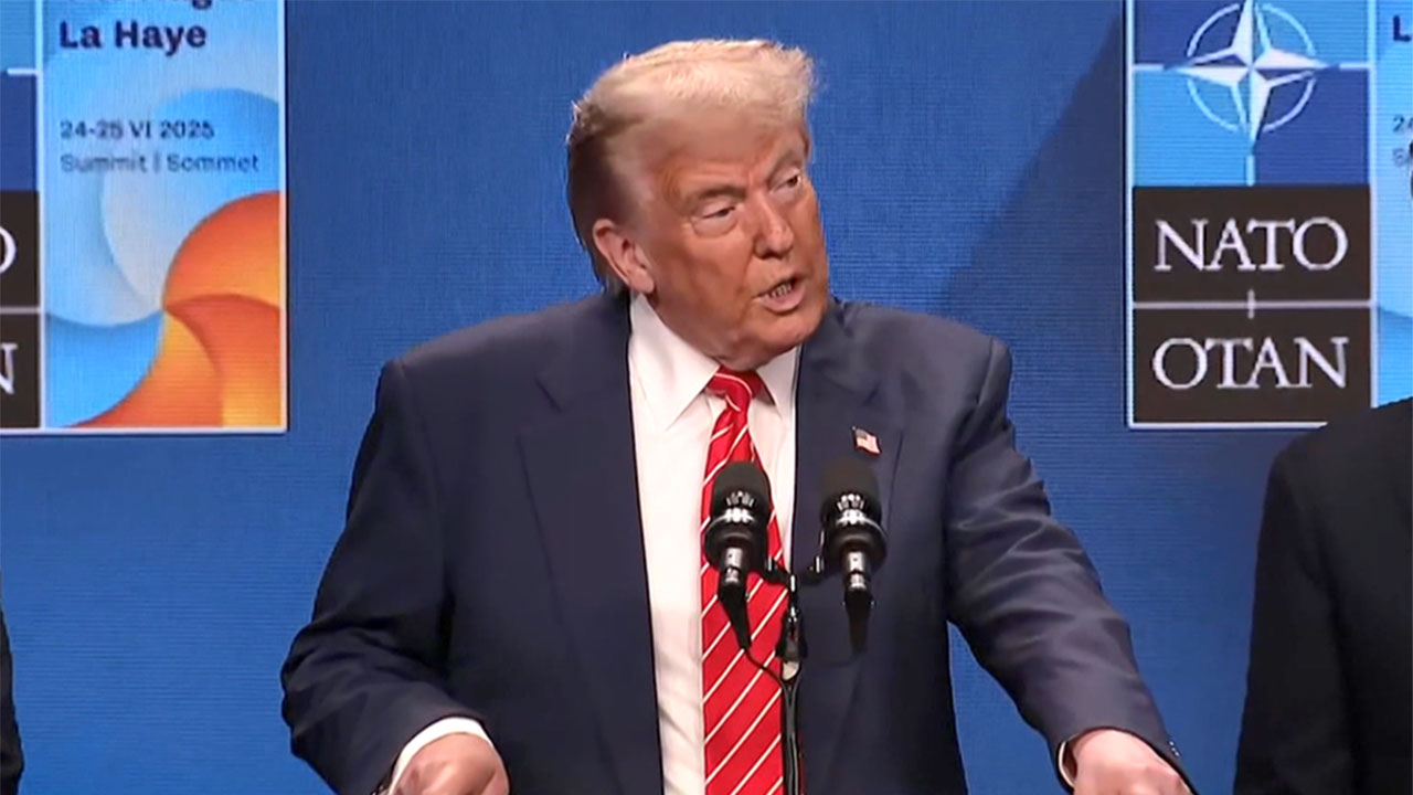 트럼프 "CNN기자, 개처럼 쫓겨나야"‥FBI, 기밀유출자 색출 나서