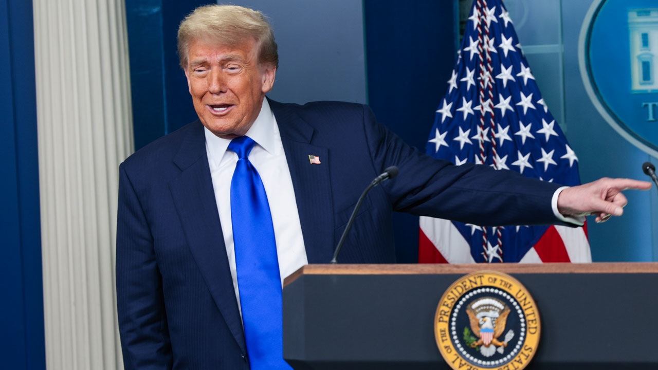 트럼프 "디지털세 부과하는 캐나다와 무역협상 즉시 중단"