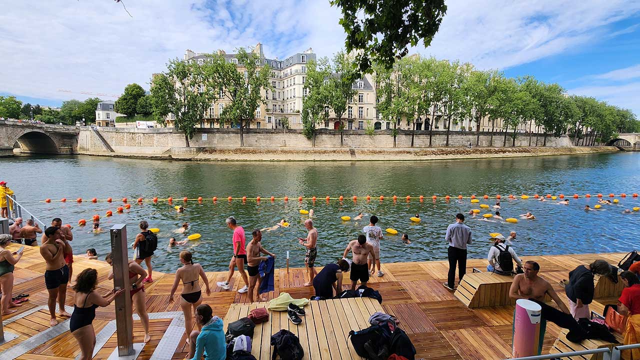 100년 만의 파리 센강 수영에 "얼마나 기다렸는지 몰라"