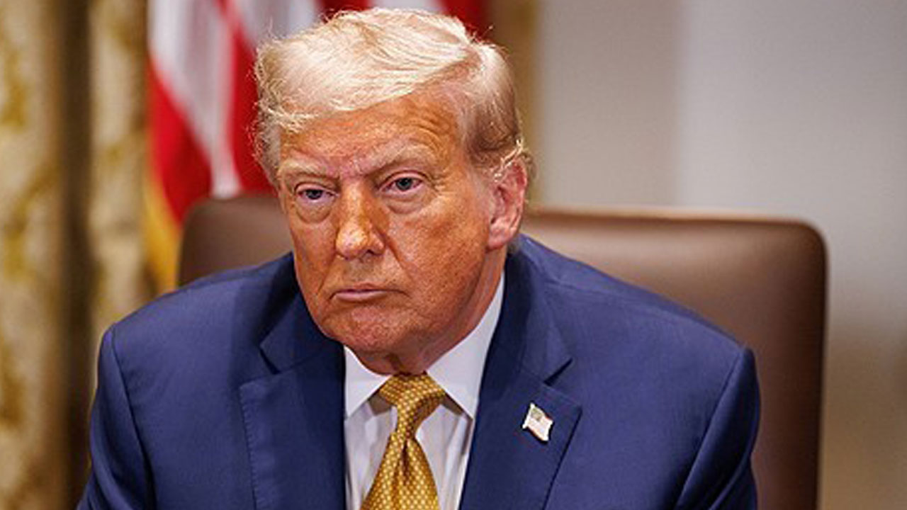 트럼프 "연준 금리 최소 3%포인트 낮춰야"‥파월 사임도 거듭 압박