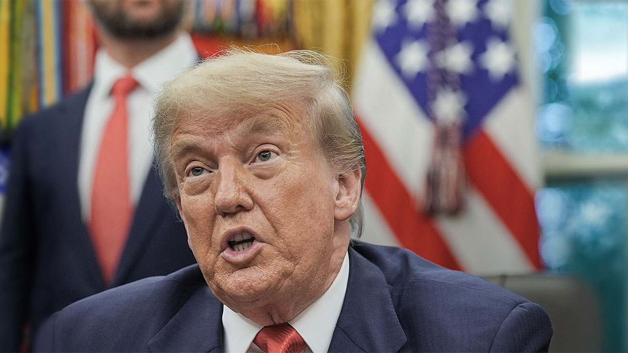 트럼프, 연준의장 해임 질문에 "모든것 배제않지만 가능성 희박"