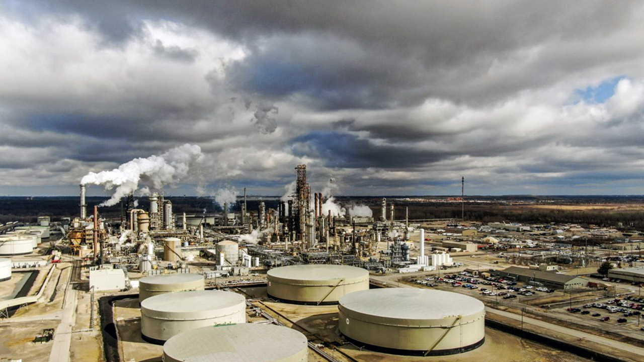 뉴욕 유가, 미국 관세 협상·EU 대러 제재 우려에 하락 마감