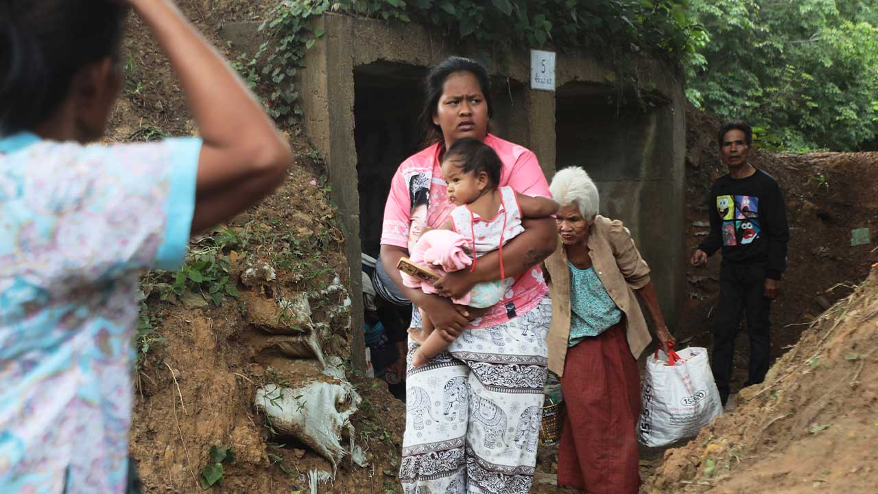 태국-캄보디아, 전투기·중화기로 교전‥태국서 12명 사망