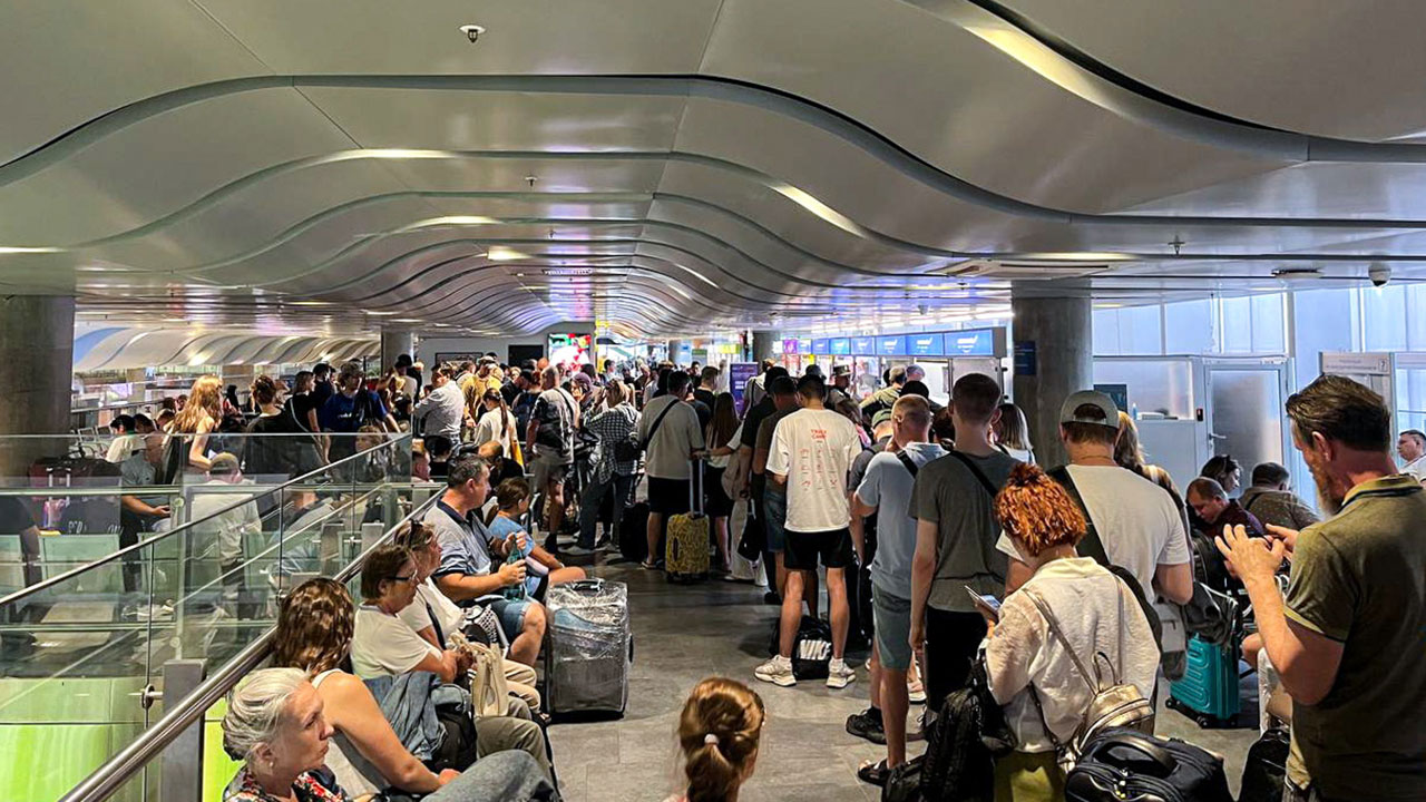 러 아에로플로트, 해킹 공격받아 항공편 무더기 취소