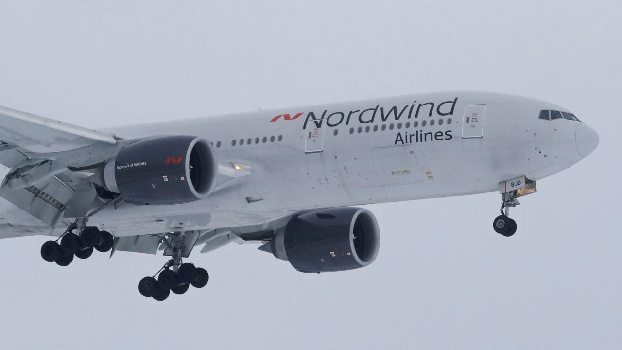 러 장관 "북한 원산으로 여객기 직항편 개설 검토 중"