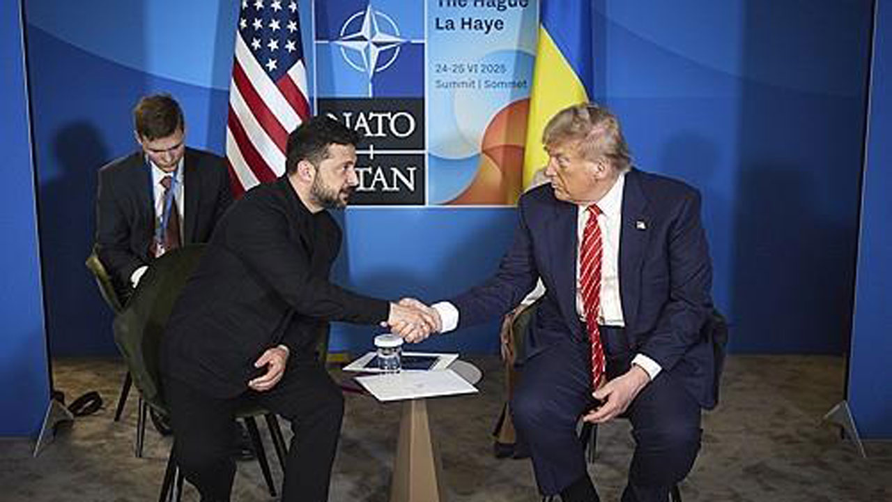 '러 관세 유예 시한 단축'에 "결단력 감사" "최후통첩 게임"