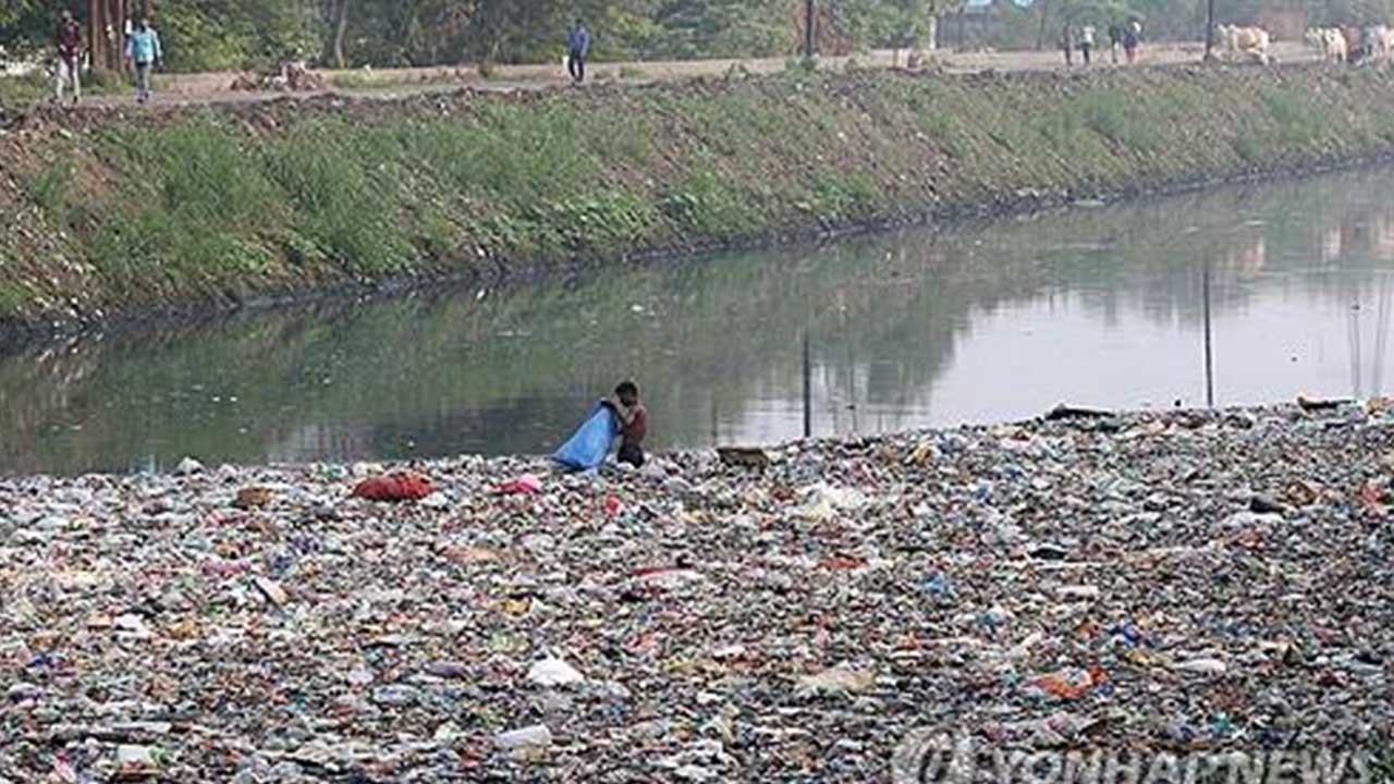 플라스틱 생산 1950년보다 200배 폭증‥지구 환경 악영향 우려
