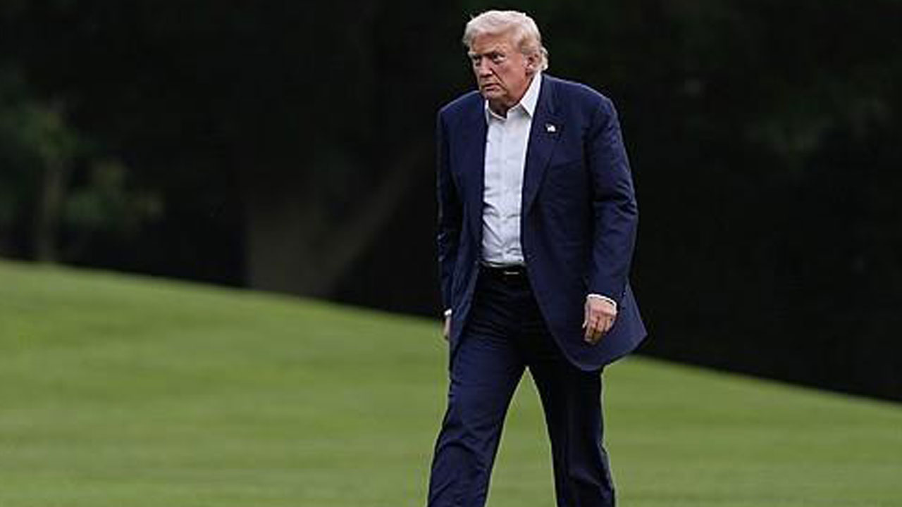 트럼프, 러시아 석유 구입 인도에 "관세 상당히 올릴 것"