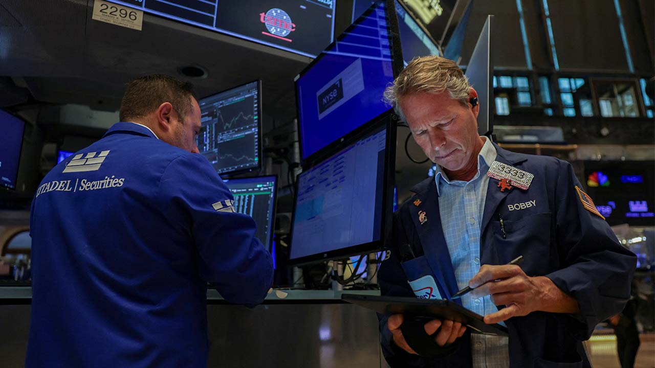 뉴욕증시, 상호관세 발효 첫날 혼조 마감‥다우 0.5%↓